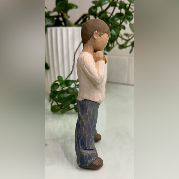 Willow Tree Heart of Gold Boy Figurine Susan Lordi 2004 Demdaco 5.5" - Picture 5 of 12